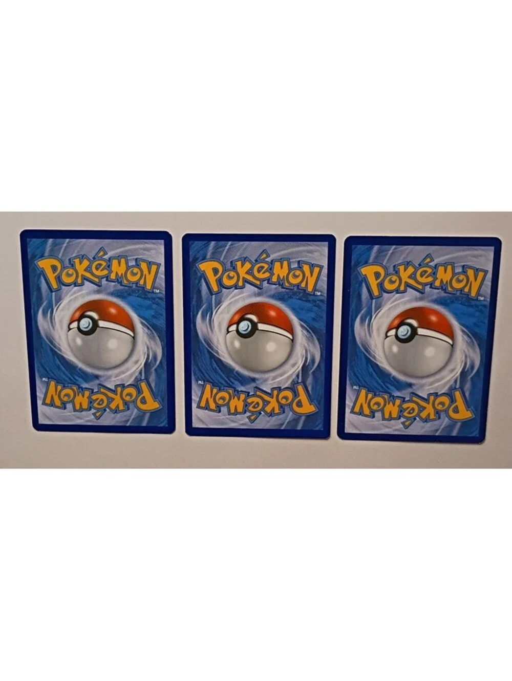 Pokemon TCG Machop non Holo 40/83 2016 & Machop 63/145, Machop 44/111 2014 (3)